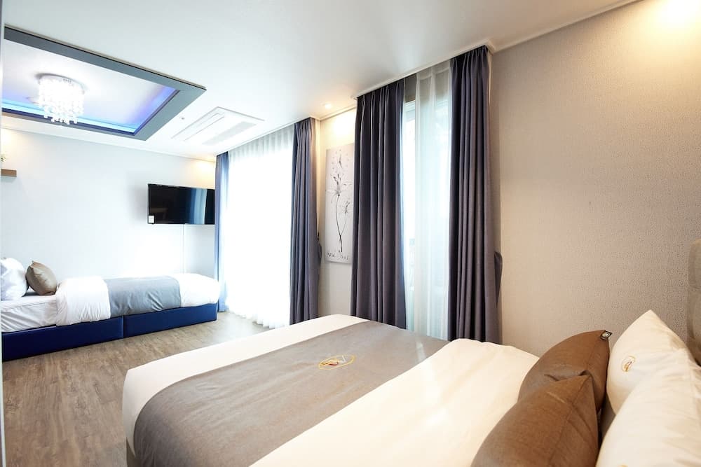 The Port Hotel Busan