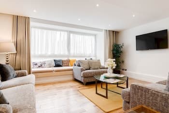 4-bedroom Villa on Marble Arch