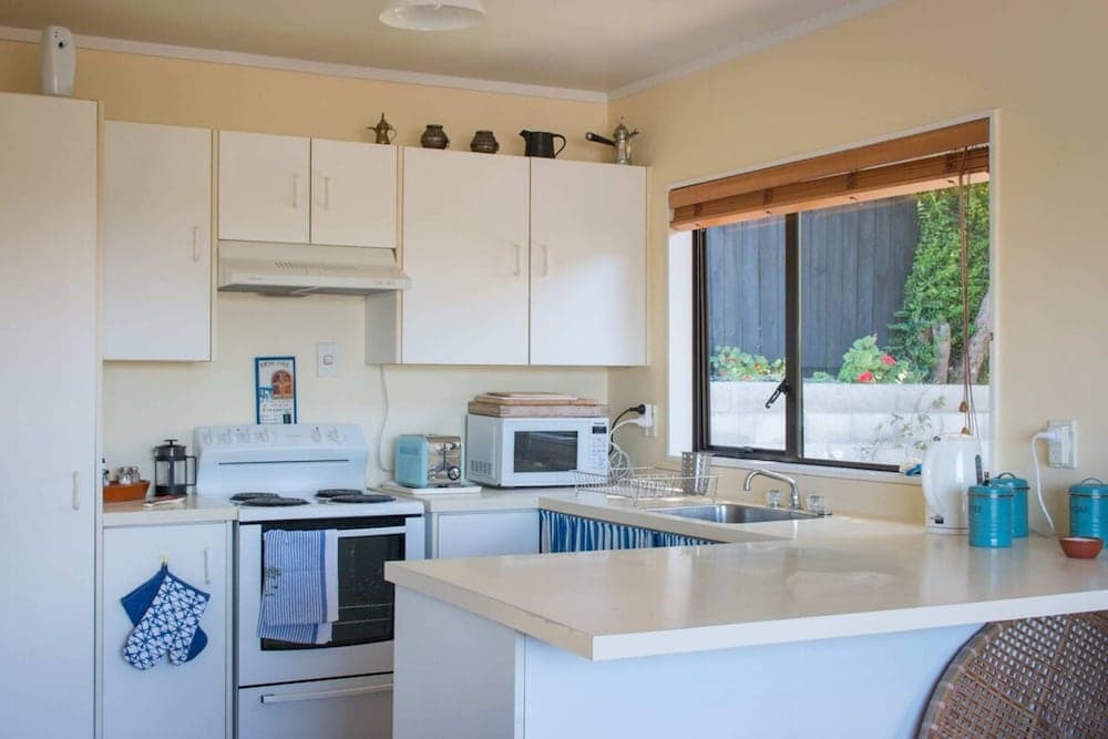 Travellers Retreat 1 Bedroom in Central Auckland