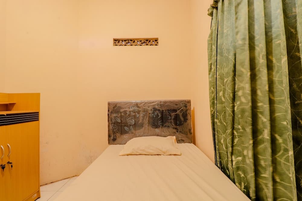 Omah Nggunung Cafe & Homestay