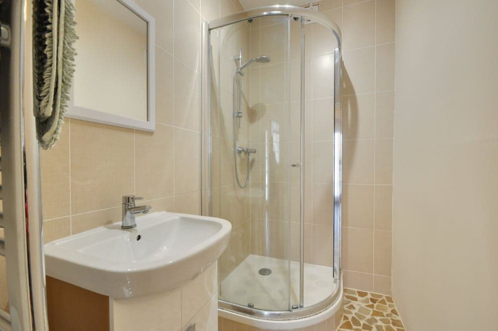 Somerville Coach House 3