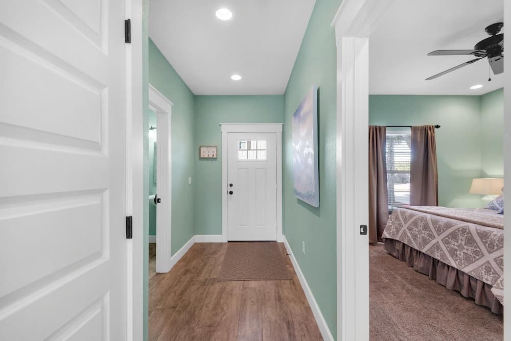 Twist of Lime GS 63 Sundance Ct 6BR 6BA 20