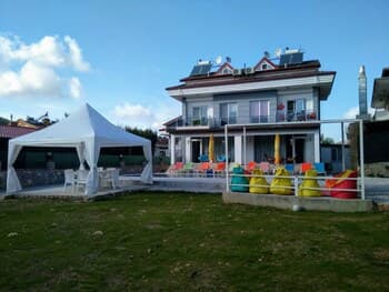 Paddys Apartments Hisarönü