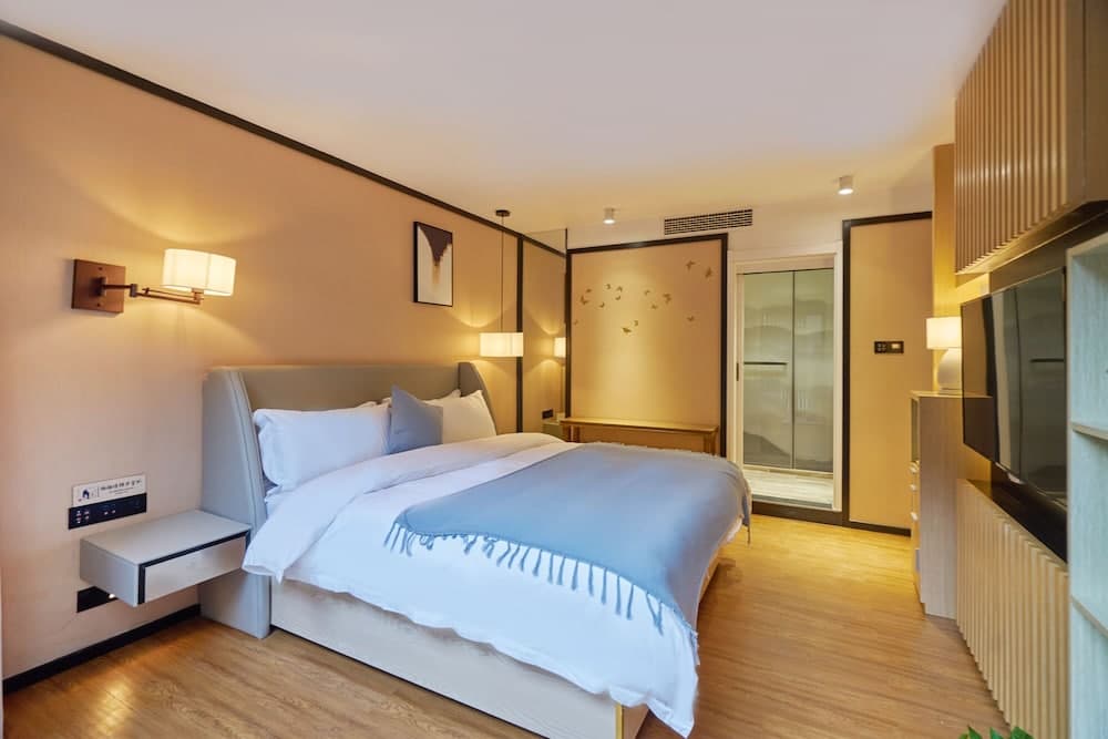 Wuhua Xingxiang Shanfang Hotel