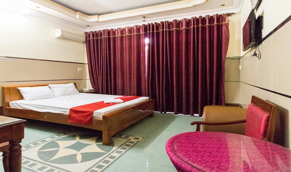 SPOT ON 679 Truc Dao Hotel