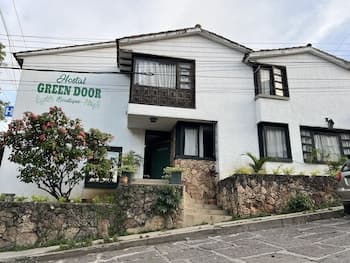 Green Door Boutique - Hostel