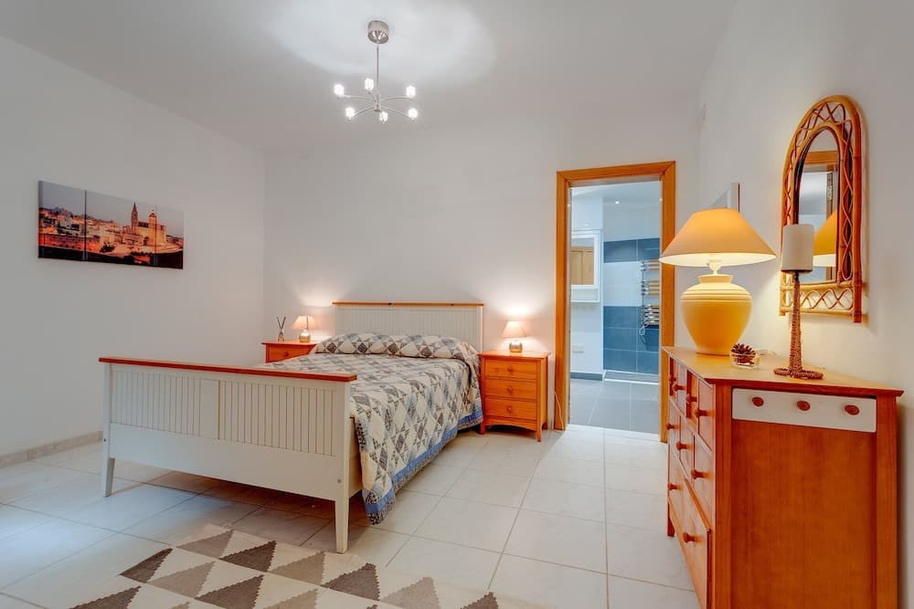 Fort St Angelo Mansions, Harbour Views Apartment