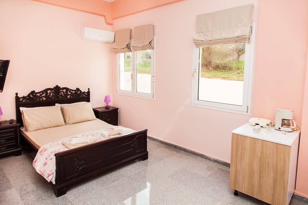 Bright and Relax Studio C in Porto Rafti