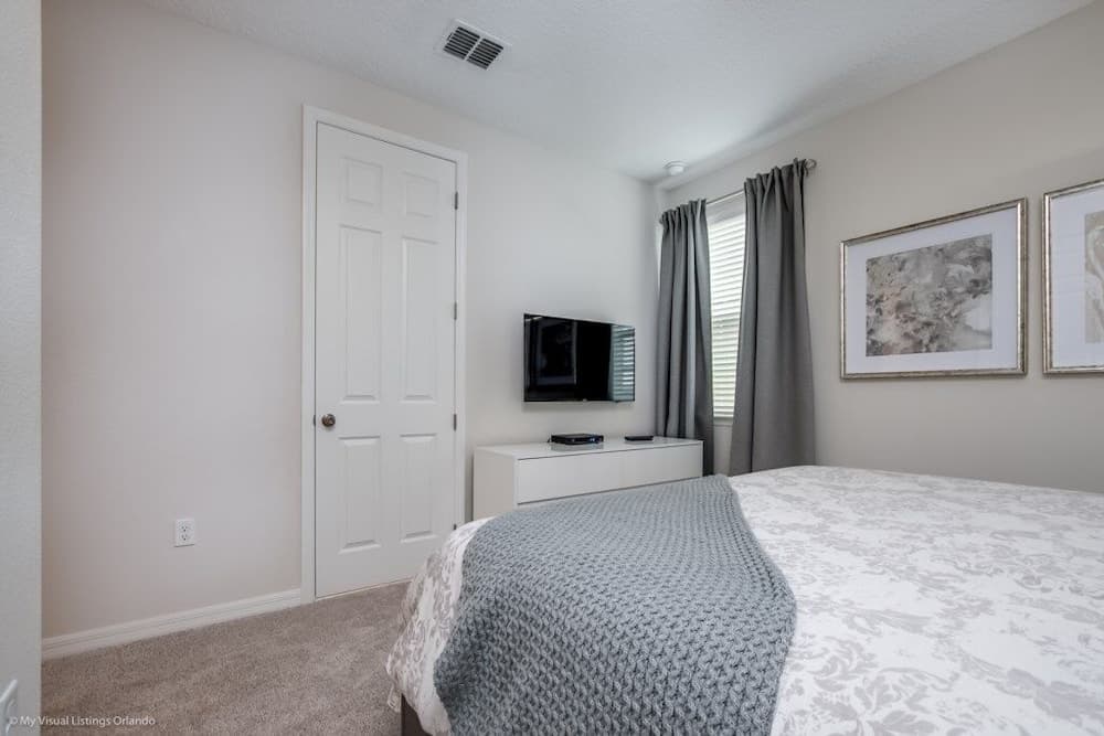 Solara Resort 9 Bedroom Resort Villa by RedAwning