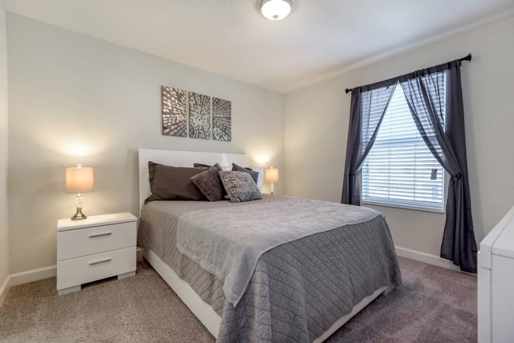 8908sd00 6 Bedroom Villa by RedAwning