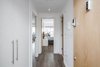 Watford Central Serviced Apartments - F5