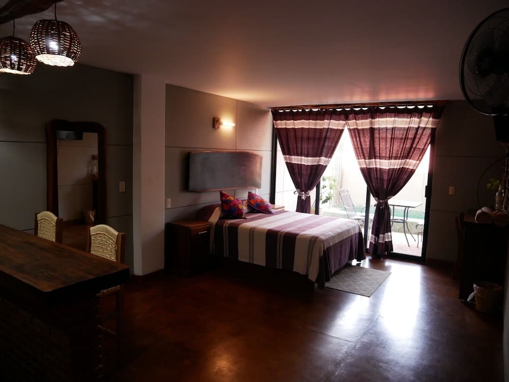 Madre Tierra Hotel & Coworking & Hostal