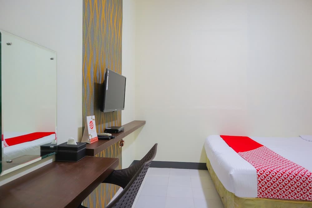 OYO 2308 Seven Season Residence