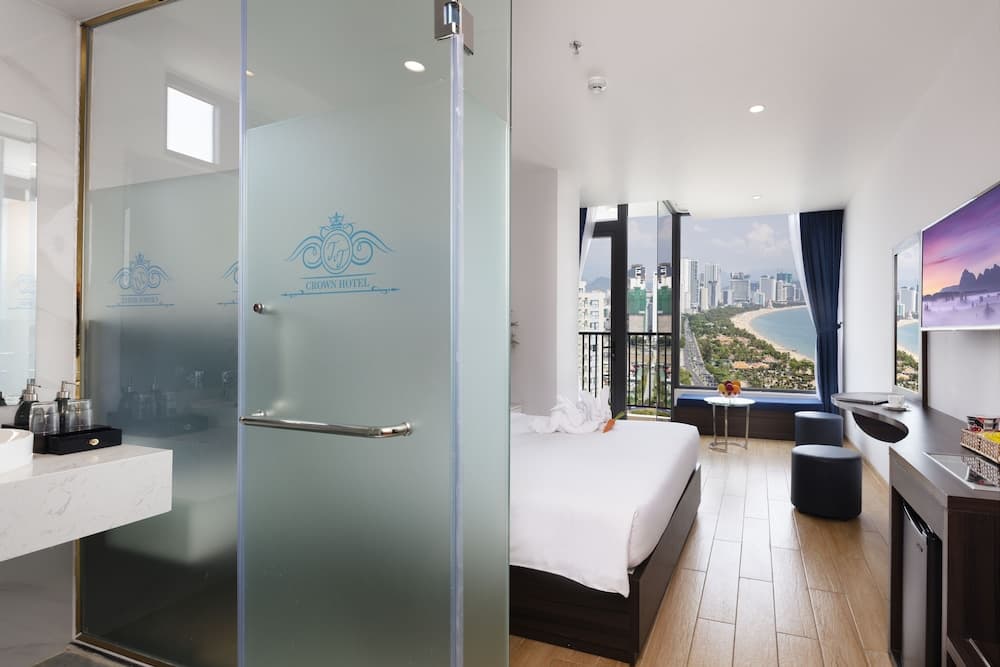 Crown Hotel Nha Trang