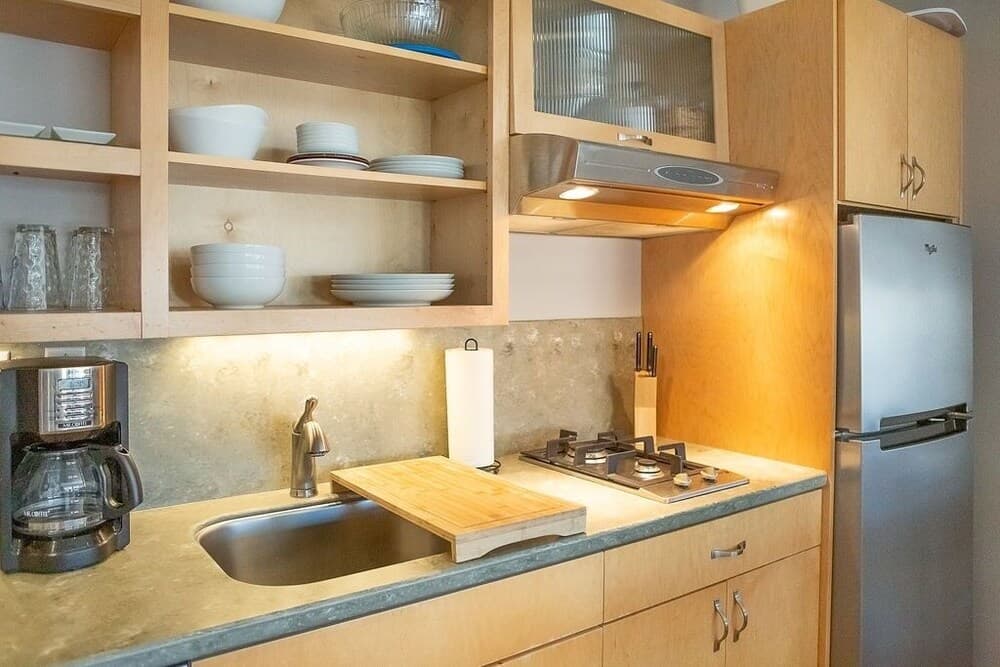 90 San Luis Street Unit B 1 Bedroom Apts by Redawning