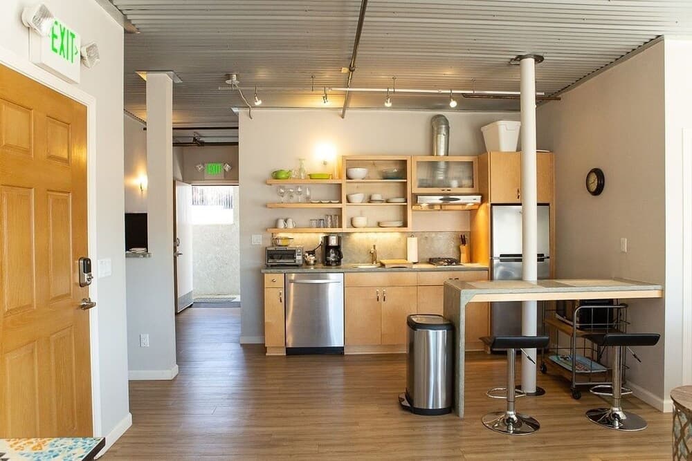 90 San Luis Street Unit B 1 Bedroom Apts by Redawning