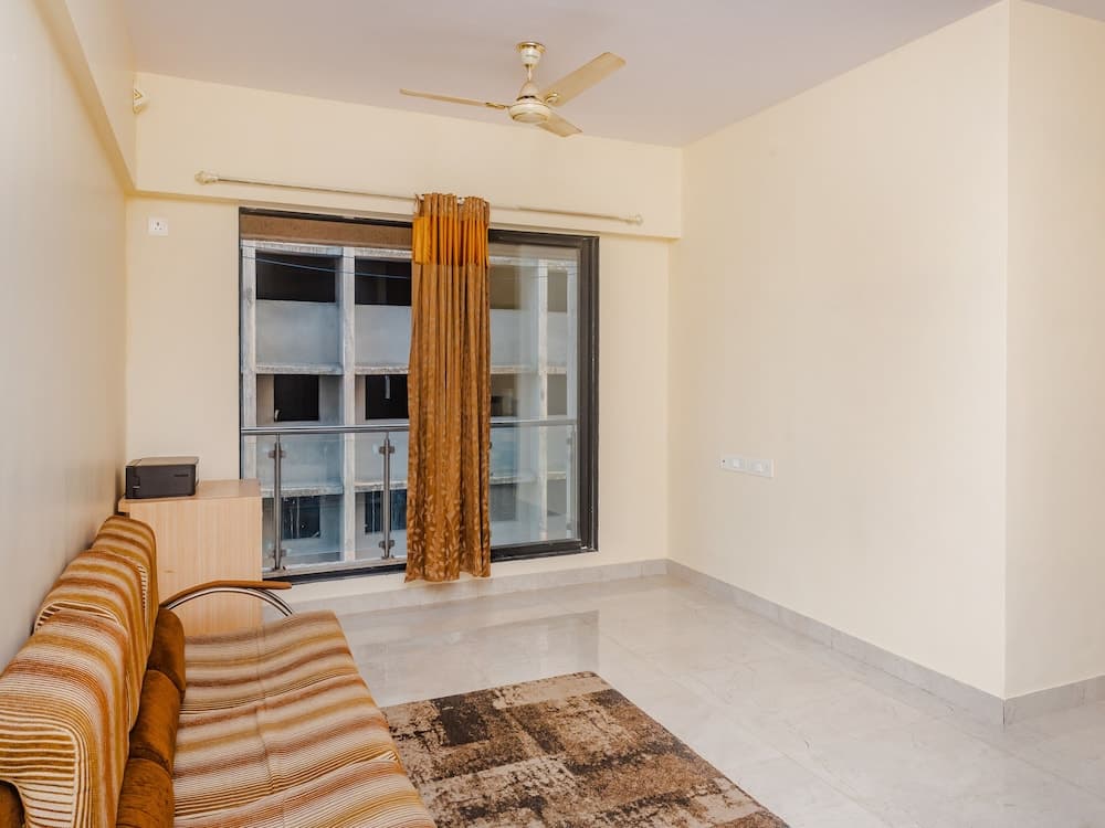 TULIIPSTAYS - Kurla Premier Exotica