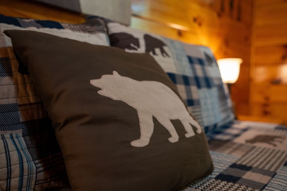 210 Cubs In The Treetops 2 Bedroom Home by RedAwning