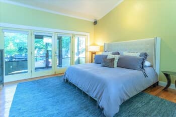 Heart of Fredericksburg W/pool,hot-tub&grill