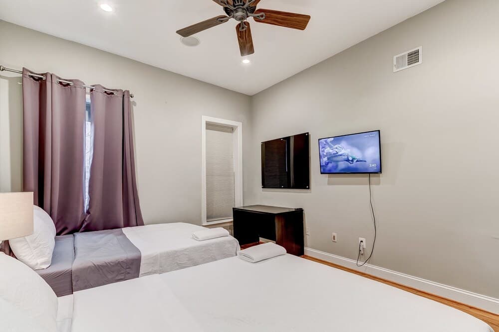 Historic Home Near Convention Center, Stadiums, & Harbor