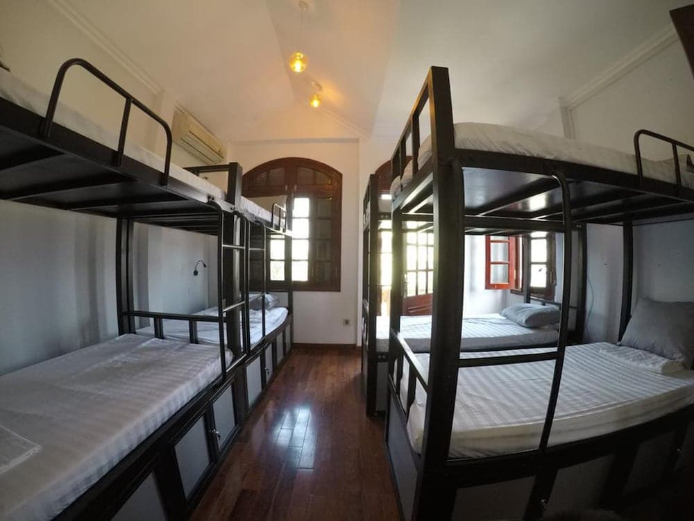 OYO 739 Bubba Bed Hostel