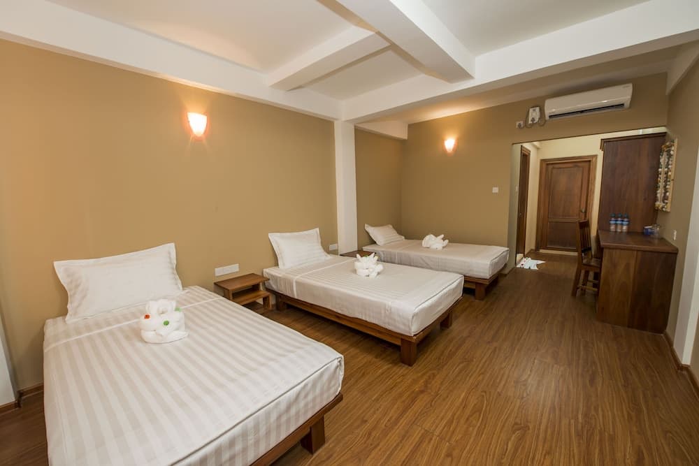 Traveller Lodge Ngapali by River Top - Hostel