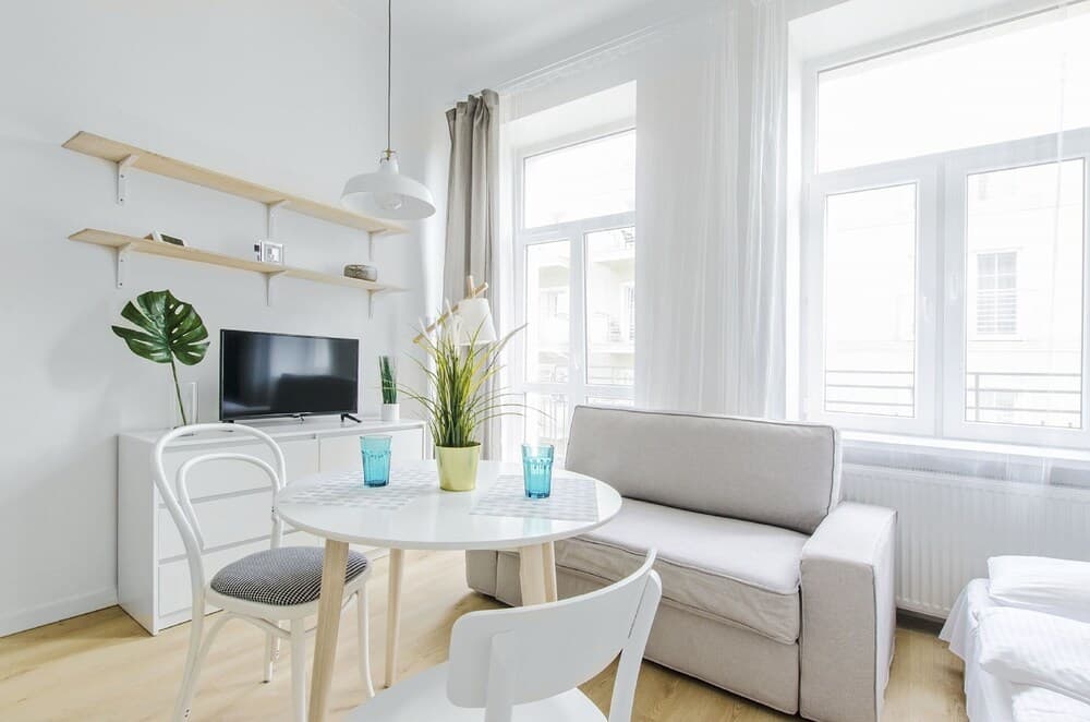 Apartstate on 6 Sierpnia 37