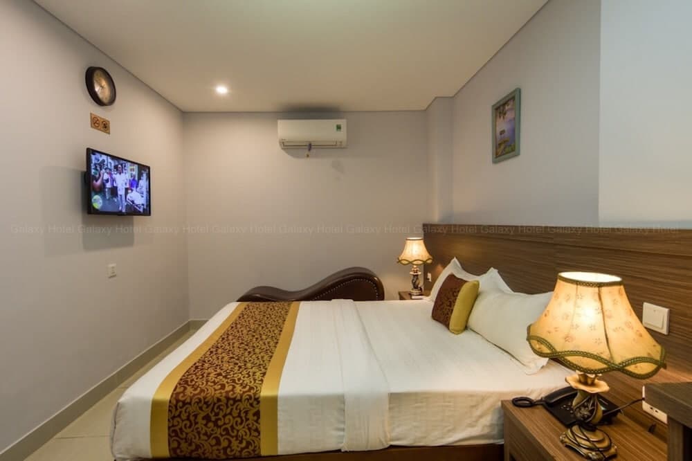 GALAXY AIRPORT HOTEL