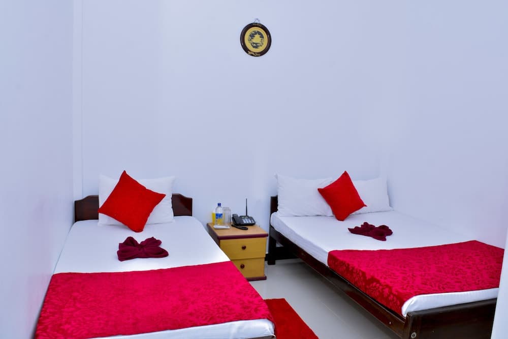 Hotel Aathithan Trincomalee