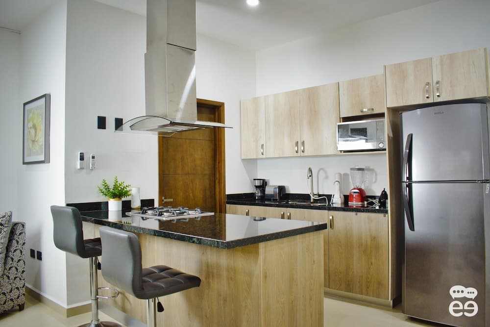 Apartment With Roof Garden & Pool - L-6