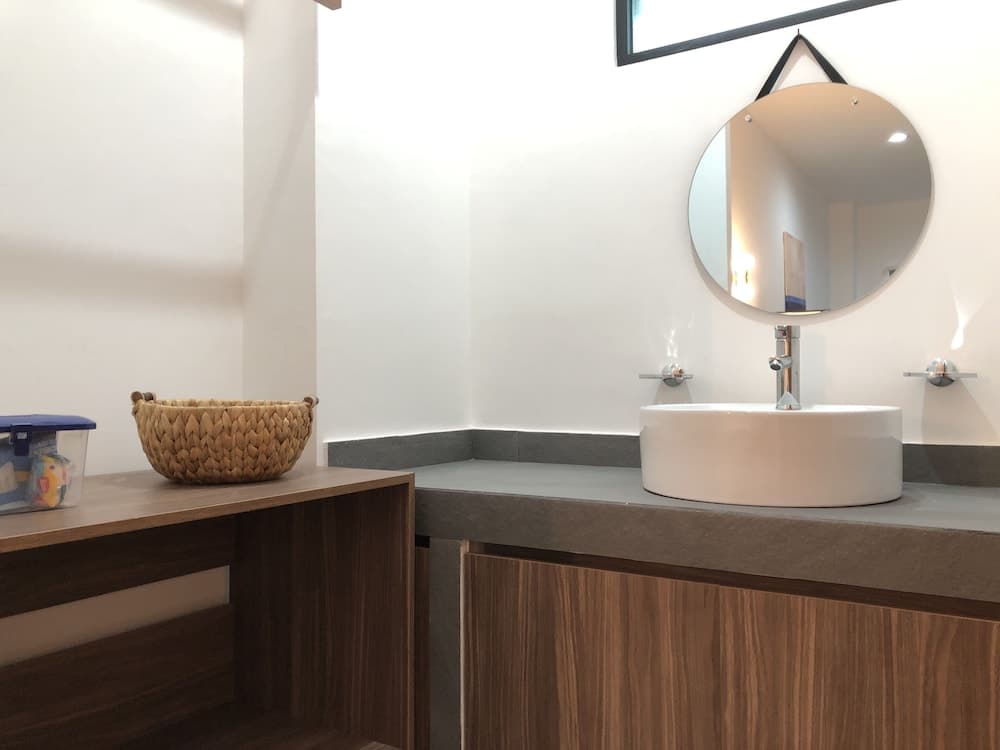 Marina Solé Loft 1 (J-1)