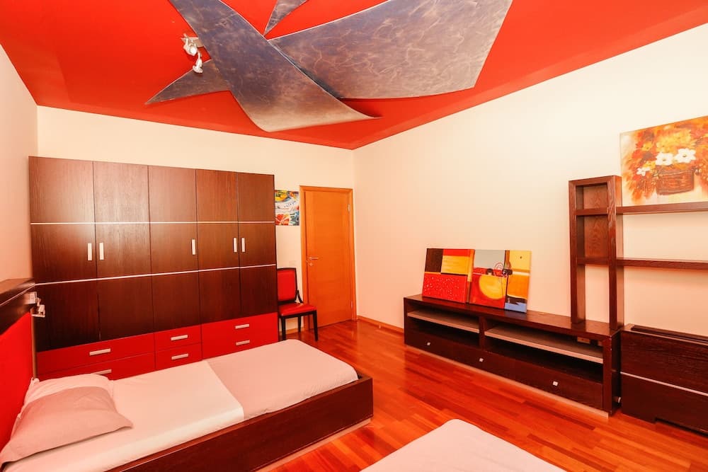 Luxury European Trade Center Apartment