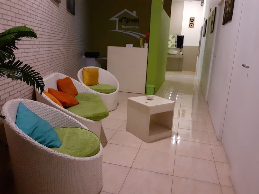 SPOT ON 2332 D'green Rest & Spa