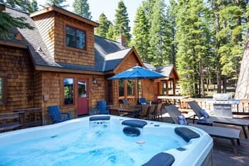 Muletail Hideaway 4 Bedroom Home by Redawning