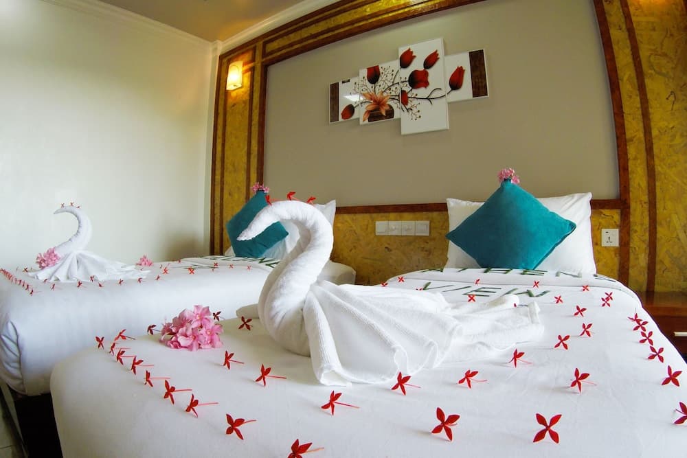 Athens View Guraidhoo