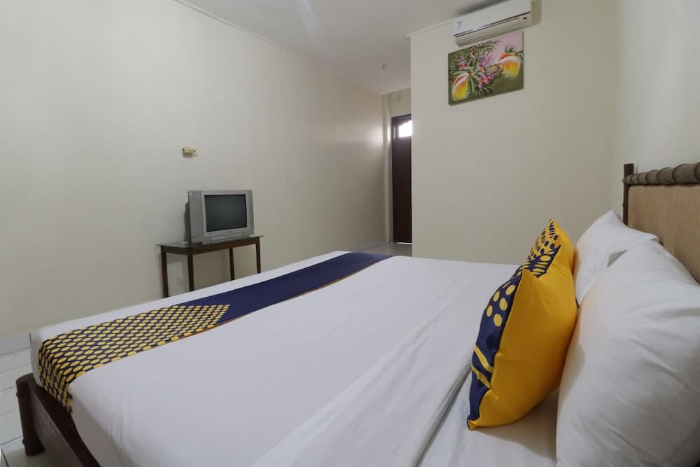 SPOT ON 2426 Hotel Aget Jaya Ii