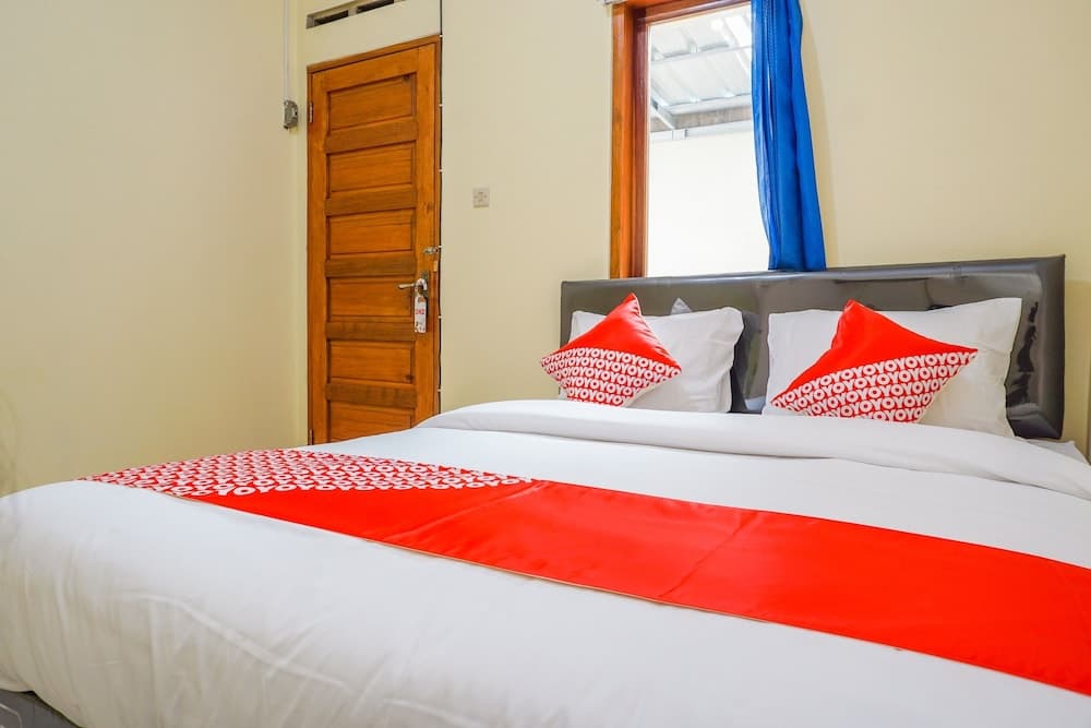 OYO 2401 Ardini Residence