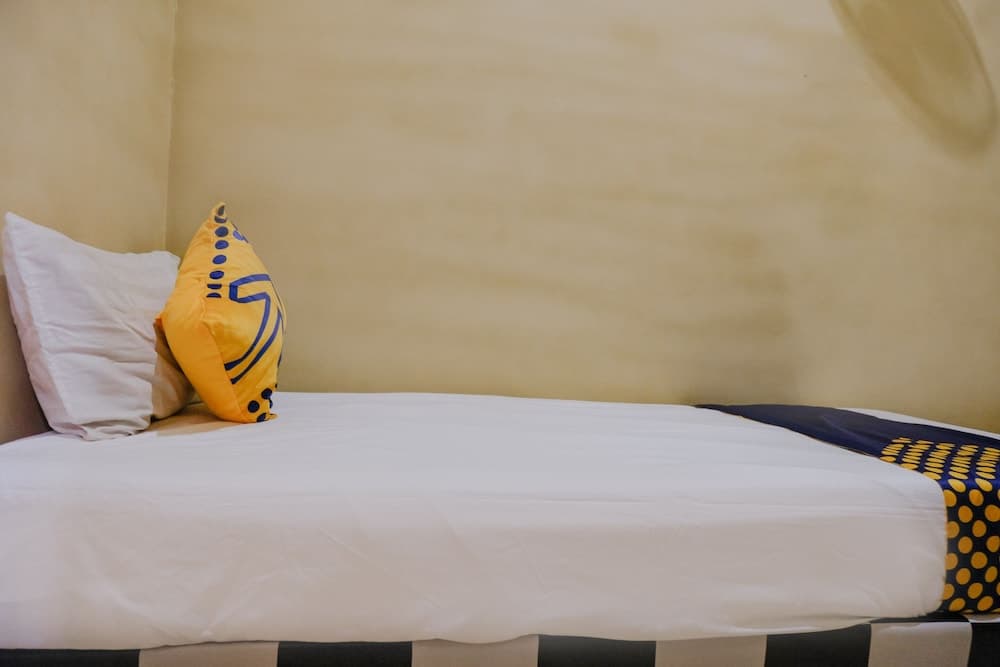 SPOT ON 2387 Bukit Cemara Tidar Family