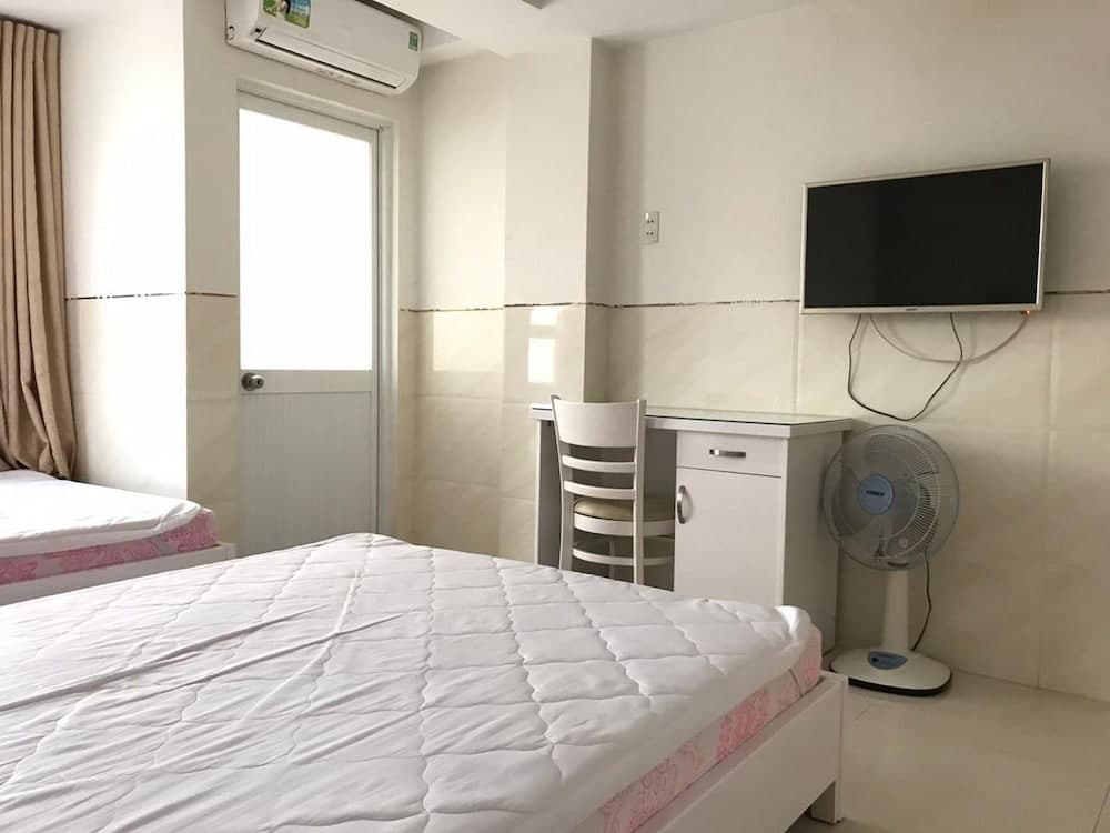 OYO 803 Quang Hong Phat 2 Hotel