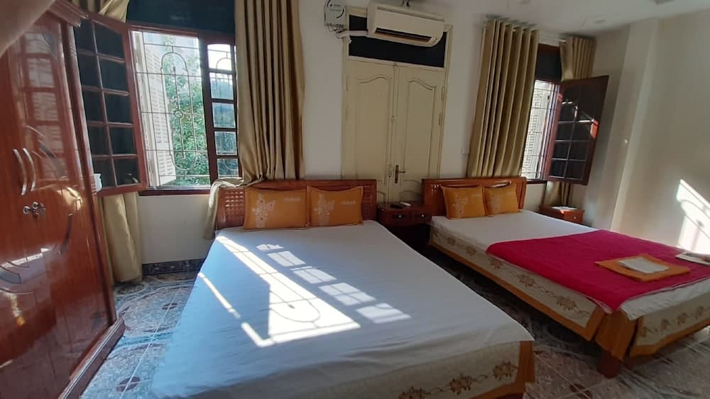 SPOT ON 818 Tan Ky Hotel