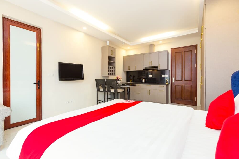 OYO 779 Aisha Hotel And Apartment