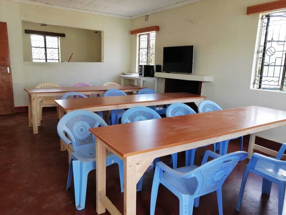 Three Rey Hostels - Hostel