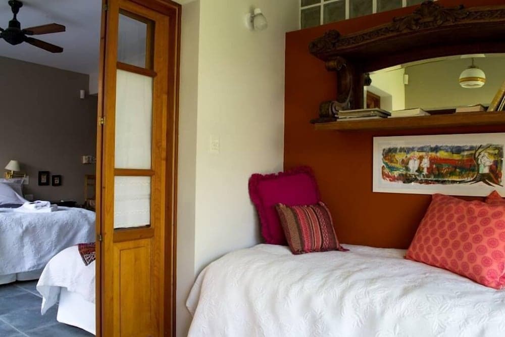 La Casa de Paula Hosteria Artesanal