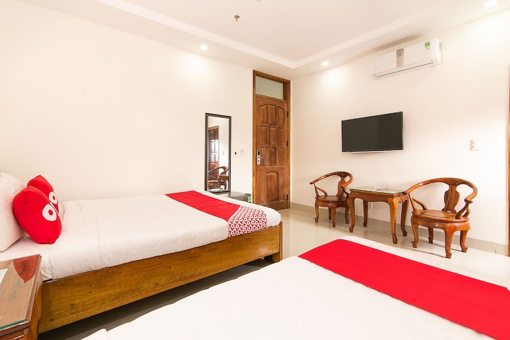 OYO 784 Tn Eden Hotel