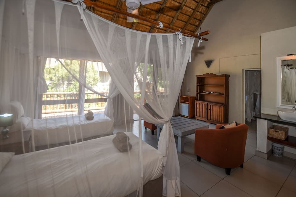 Leopard's Lair Bush Lodge