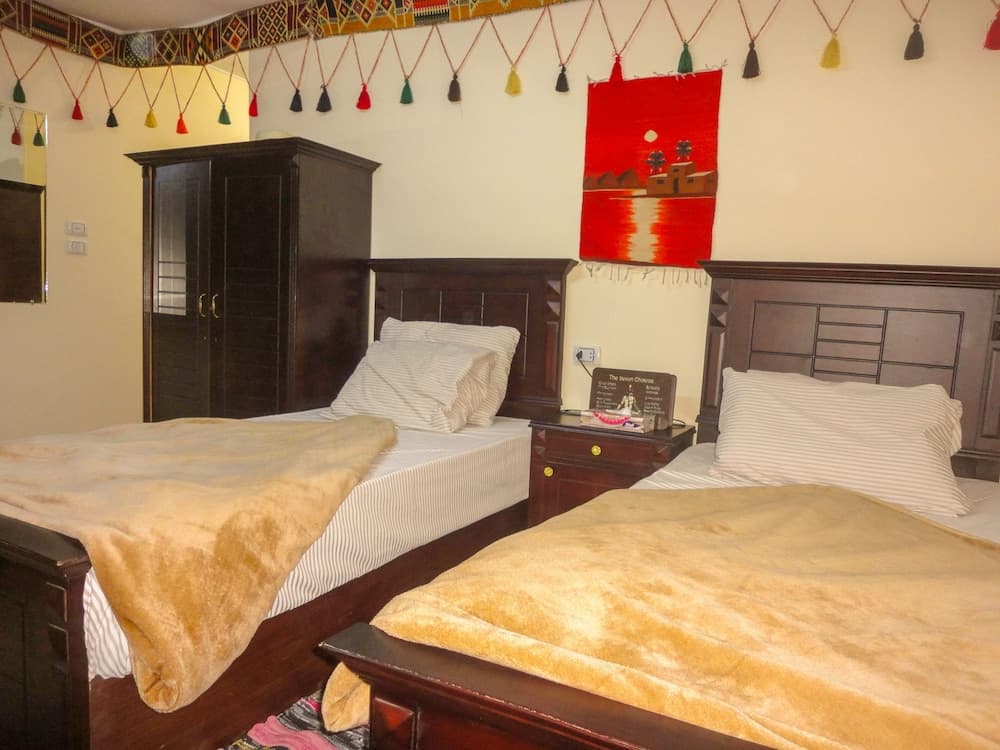 Key of Pyramids View Inn