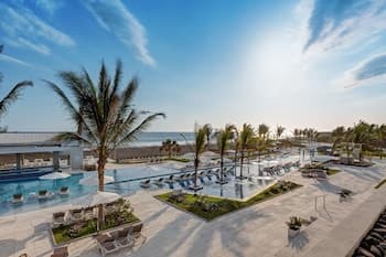 Oceana Resort & Conventions - All Inclusive