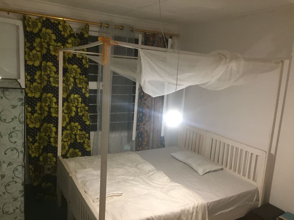 African Jungles campsites and Lodges