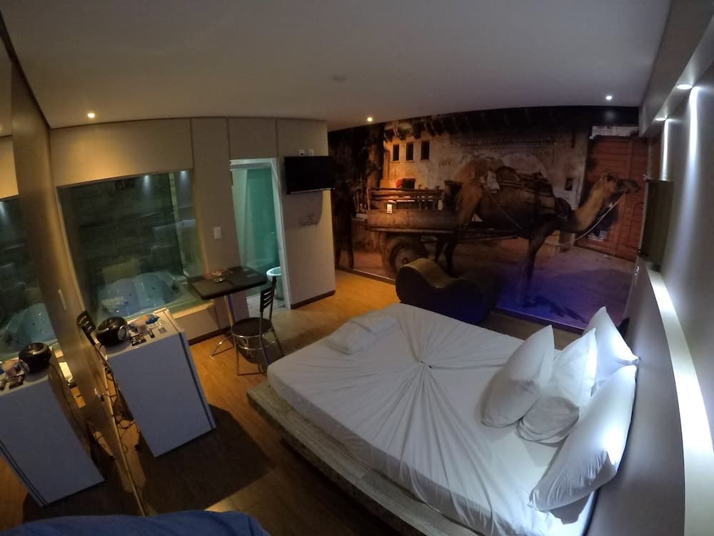 Motel Fantasy 3 - Adults Only