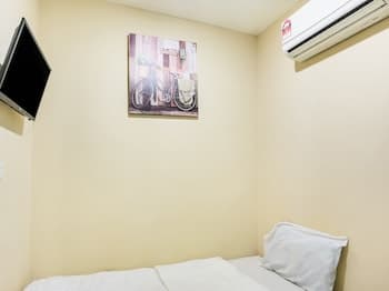 OYO 89837 Hotel Ocean 77